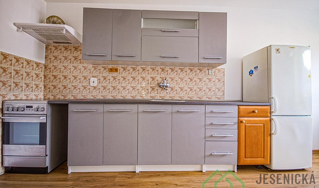 Pronájem bytu 2+1 70 m², Jeseník – náhled fotky 3