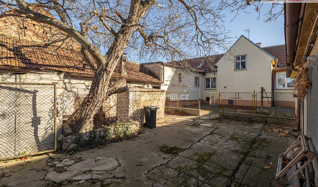 Prodej domu 115 m² s pozemkem 1 316 m², Dobrovíz – náhled fotky 8
