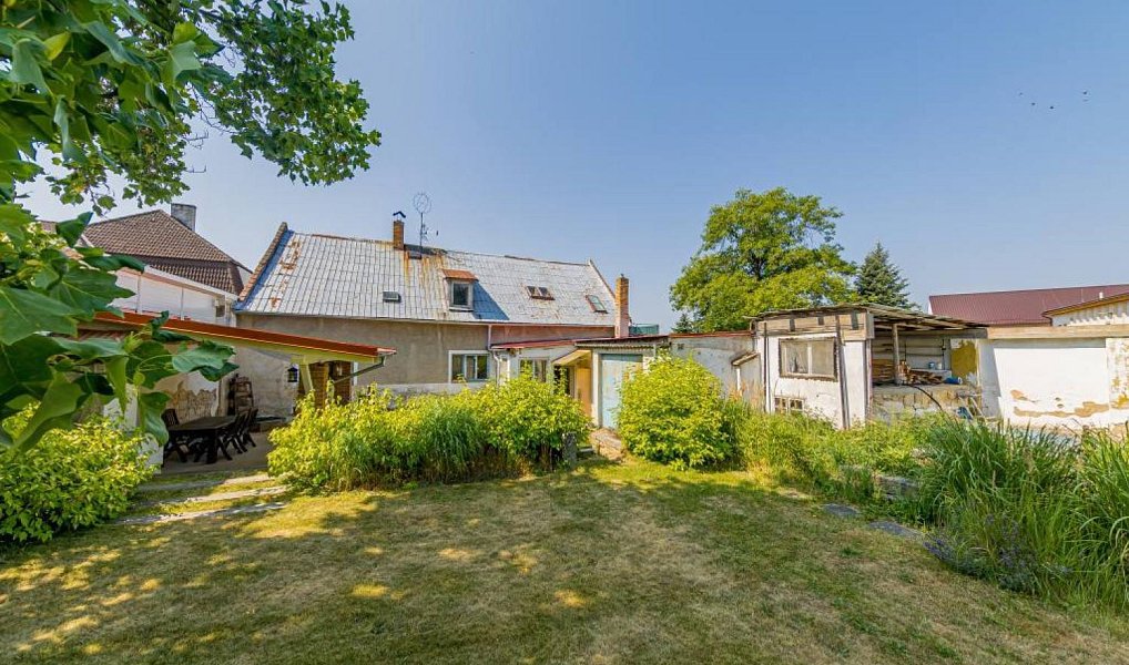 Prodej domu 160 m² s pozemkem 931 m², Slavonice – náhled fotky 28