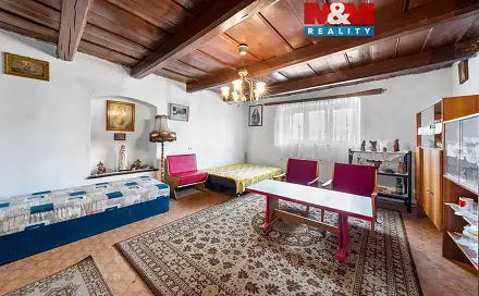 Prodej domu 248 m² s pozemkem 2 655 m², Strupčice - Hošnice, okres Chomutov