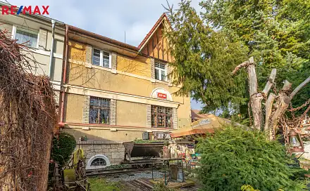 Prodej domu 210 m² s pozemkem 885 m², Pod lipkami, Praha 5 - Smíchov