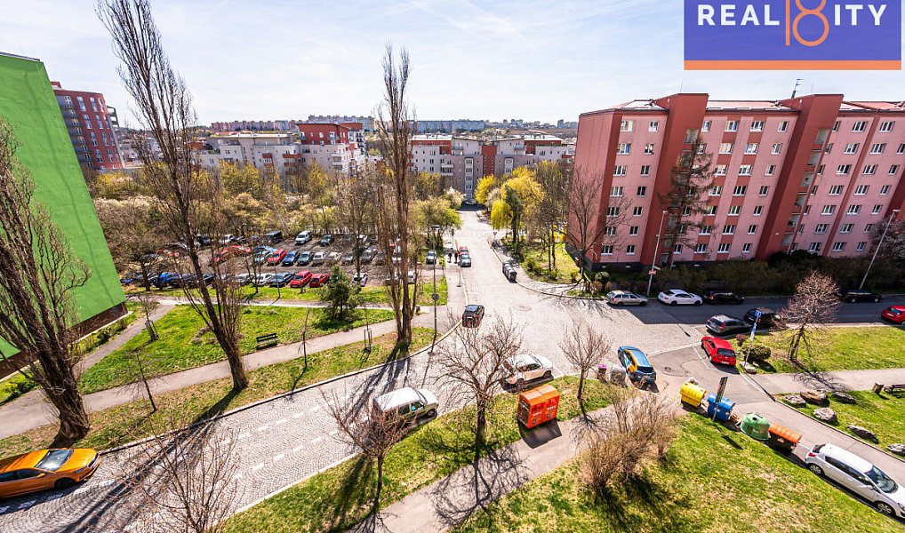 Prodej bytu 3+1 77 m², Praha – náhled fotky 10
