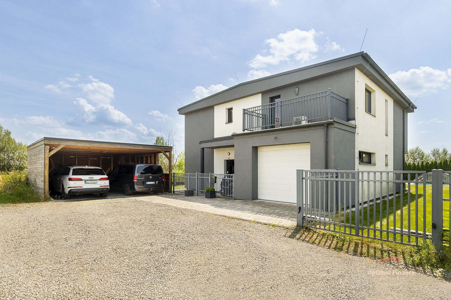 Prodej domu 241 m² s pozemkem 704 m² – fotografie 5