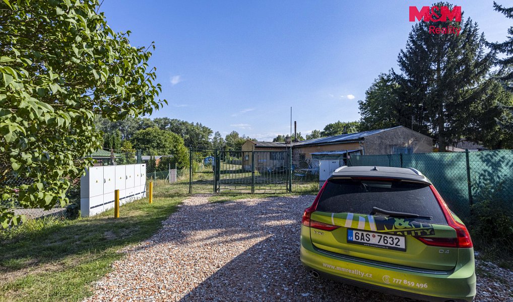 Prodej zahrady 185 m², Rybitví – náhled fotky 25