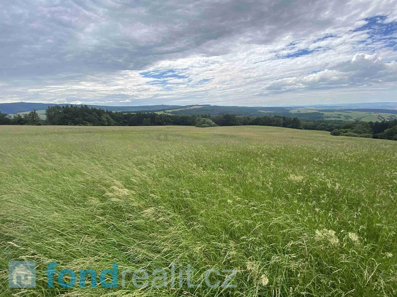 Prodej pole 7 545 m²