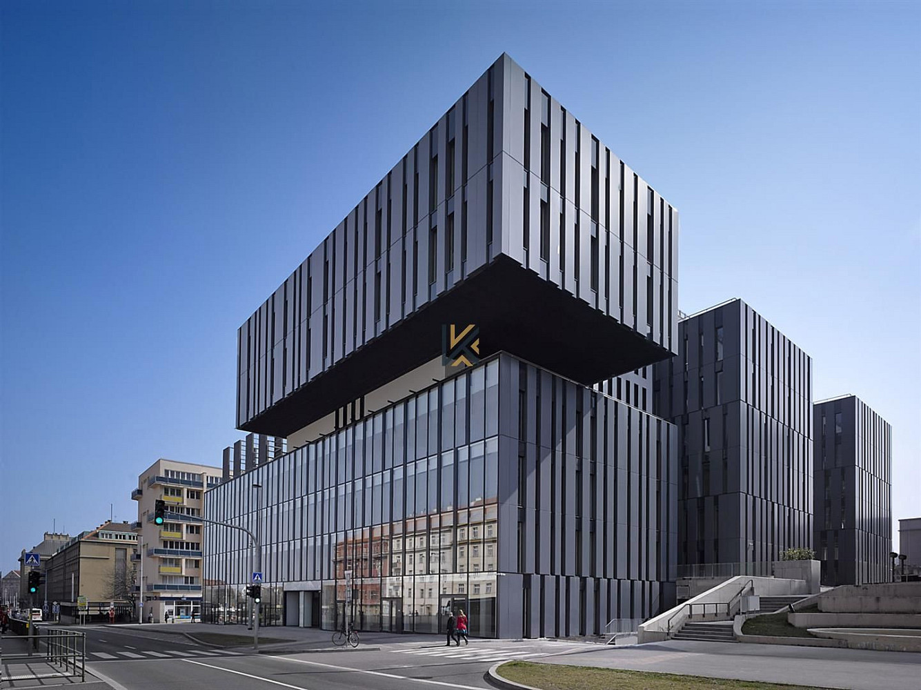 Pronájem kanceláře 282 m²