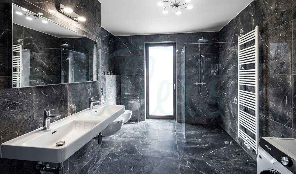 Prodej domu 244 m² s pozemkem 972 m², Vysoký Újezd – náhled fotky 22