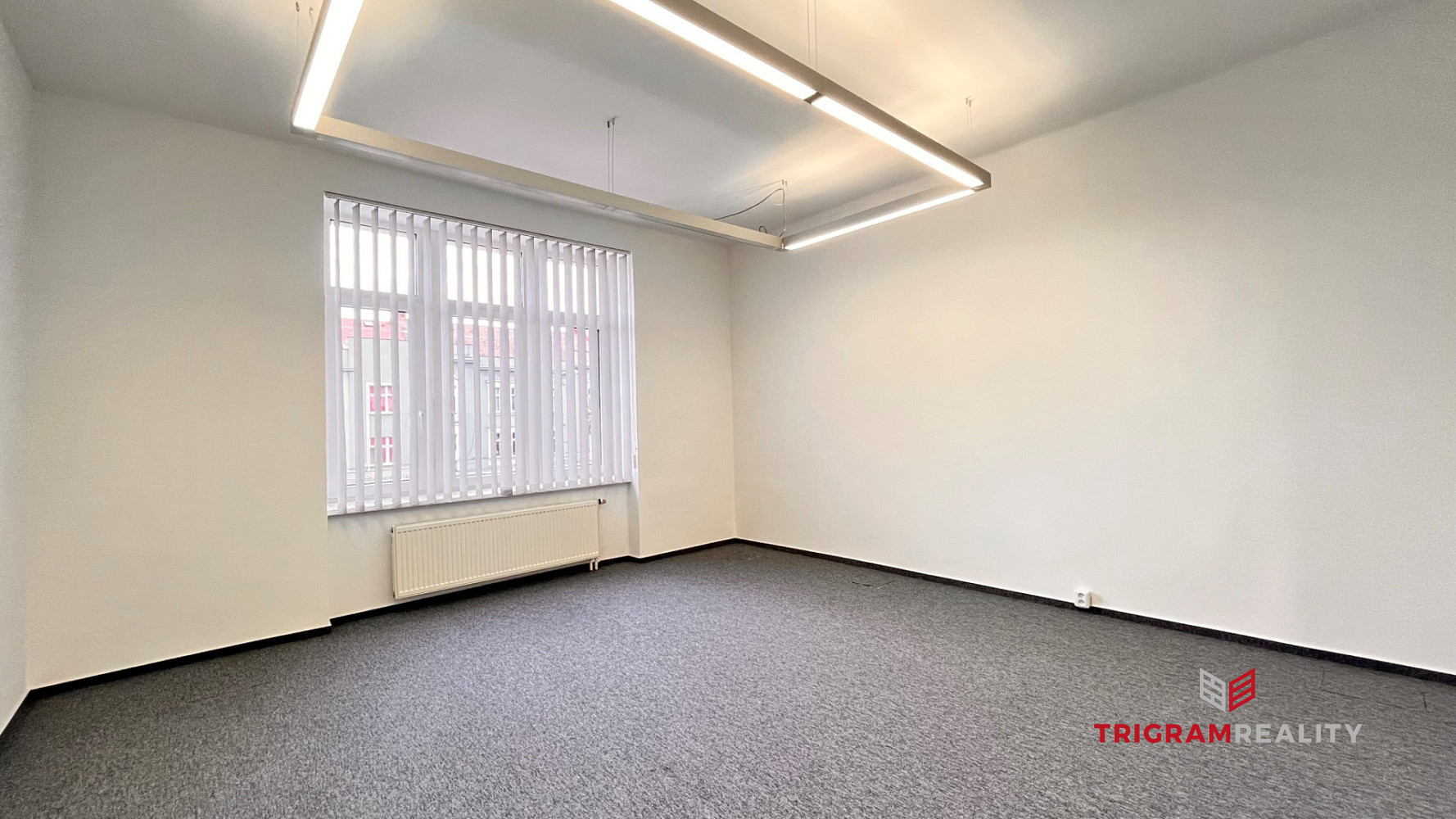 Pronájem kanceláře 25 m² — photo 2