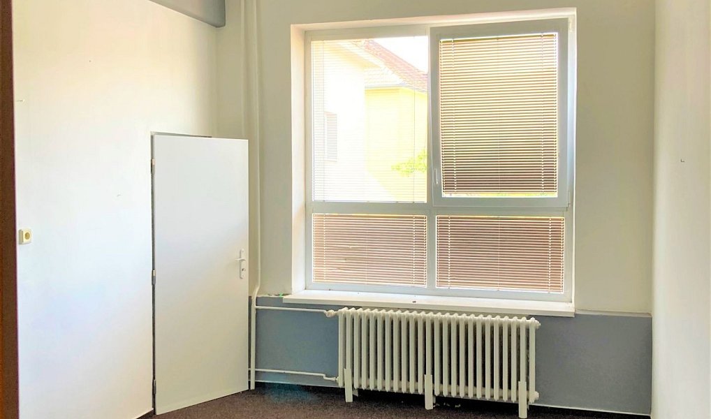 Pronájem kanceláře 20 m², Blansko – náhled fotky 2