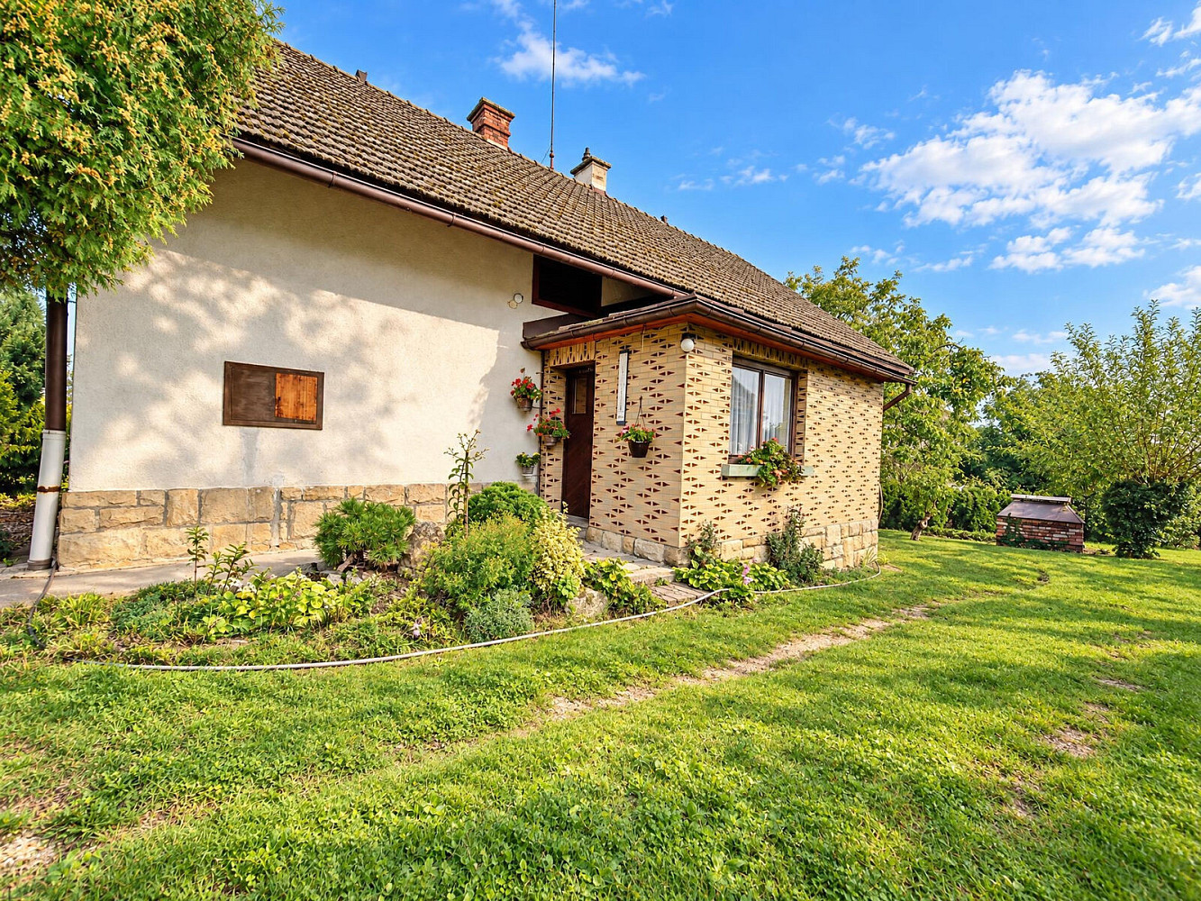 Prodej domu 110 m² s pozemkem 1 464 m²