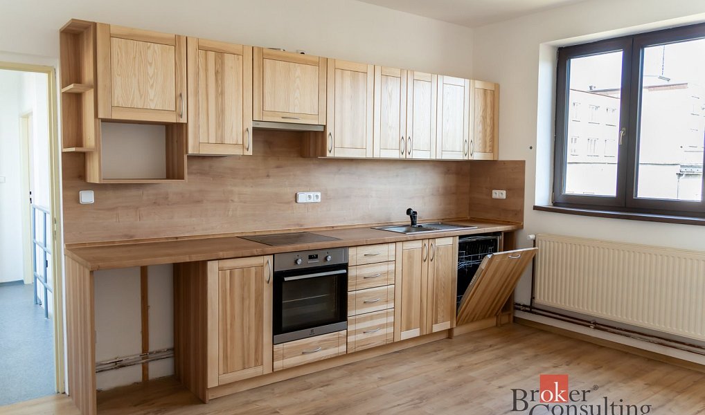 Pronájem bytu 3+1 65 m², B. Němcové, Horní Benešov, okres Bruntál