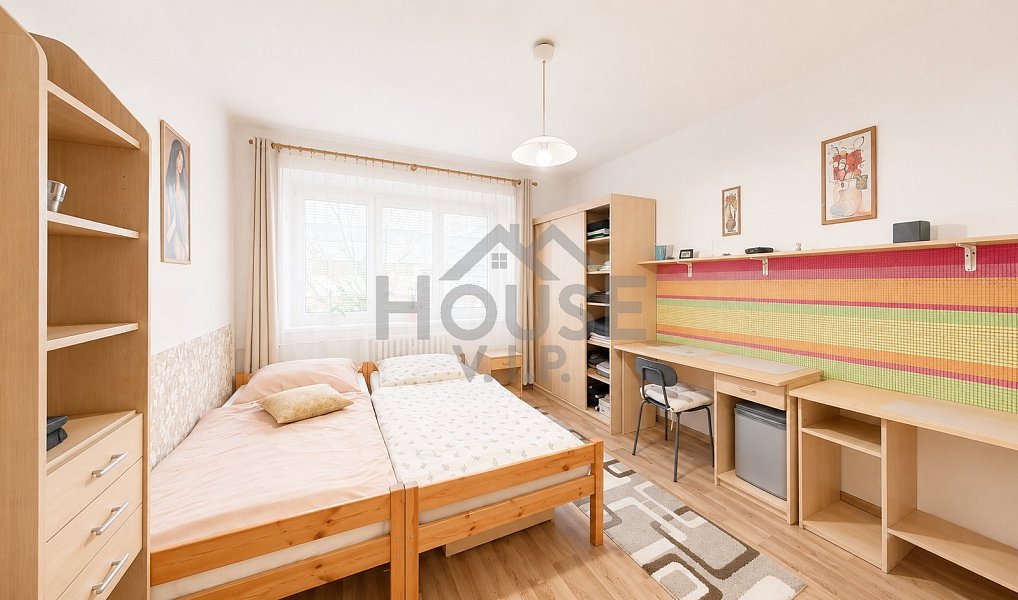 Prodej bytu 3+1 77 m², Praha – náhled fotky 2