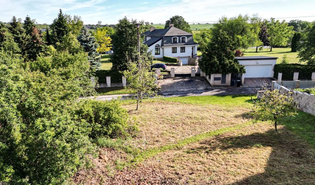 Prodej stavebního pozemku 887 m², Statenice – náhled fotky 5