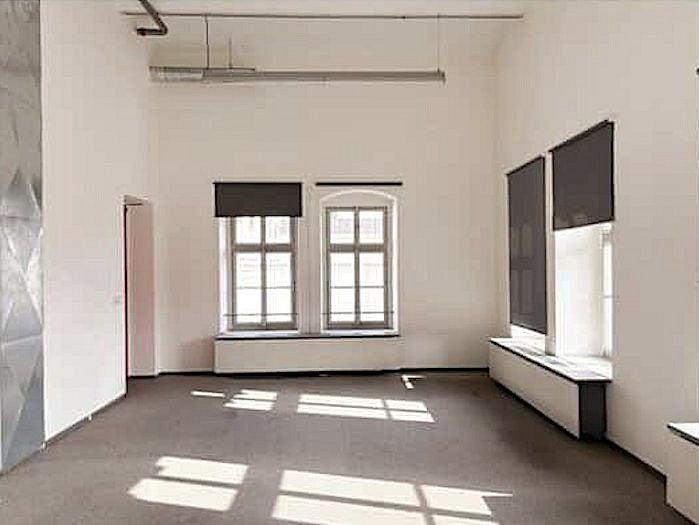 Pronájem kanceláře 93 m² – fotografie 3