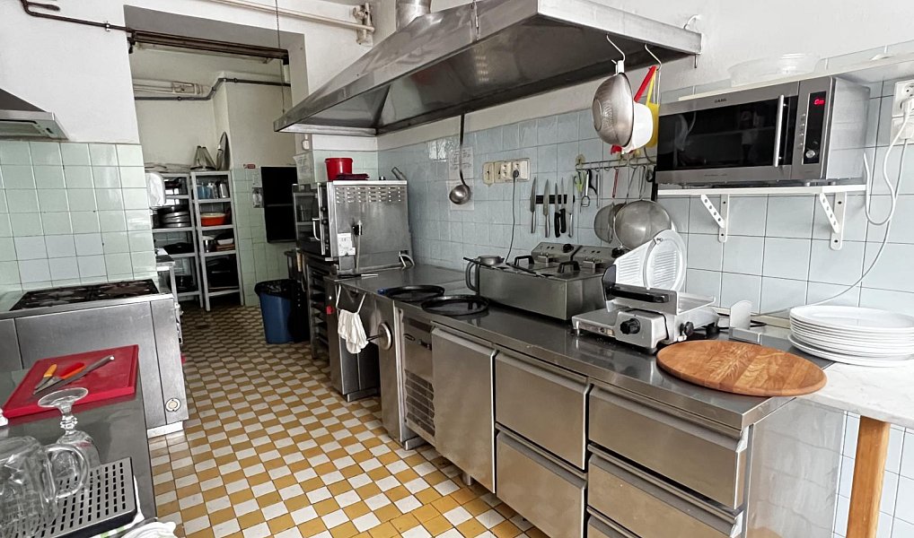 Prodej ubytovacího objektu 1 200 m², Svojanov – náhled fotky 21
