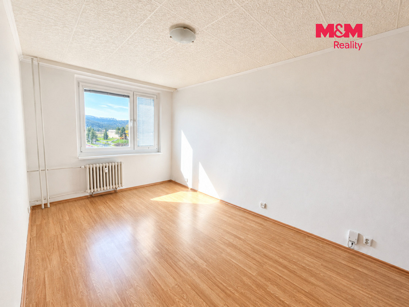 Pronájem bytu 2+kk 40 m² – fotografie 3
