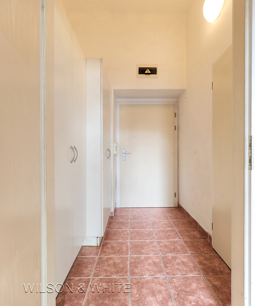 Pronájem bytu 1+kk 26 m² – fotografie 2
