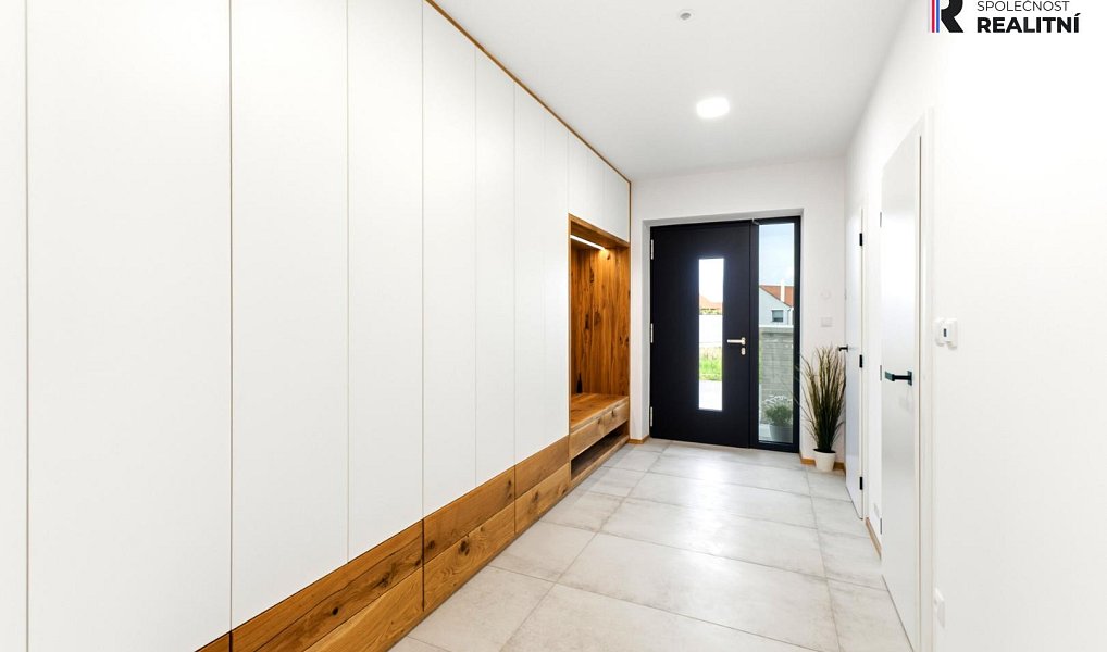 Prodej domu 200 m² s pozemkem 900 m², Veltrusy – náhled fotky 25