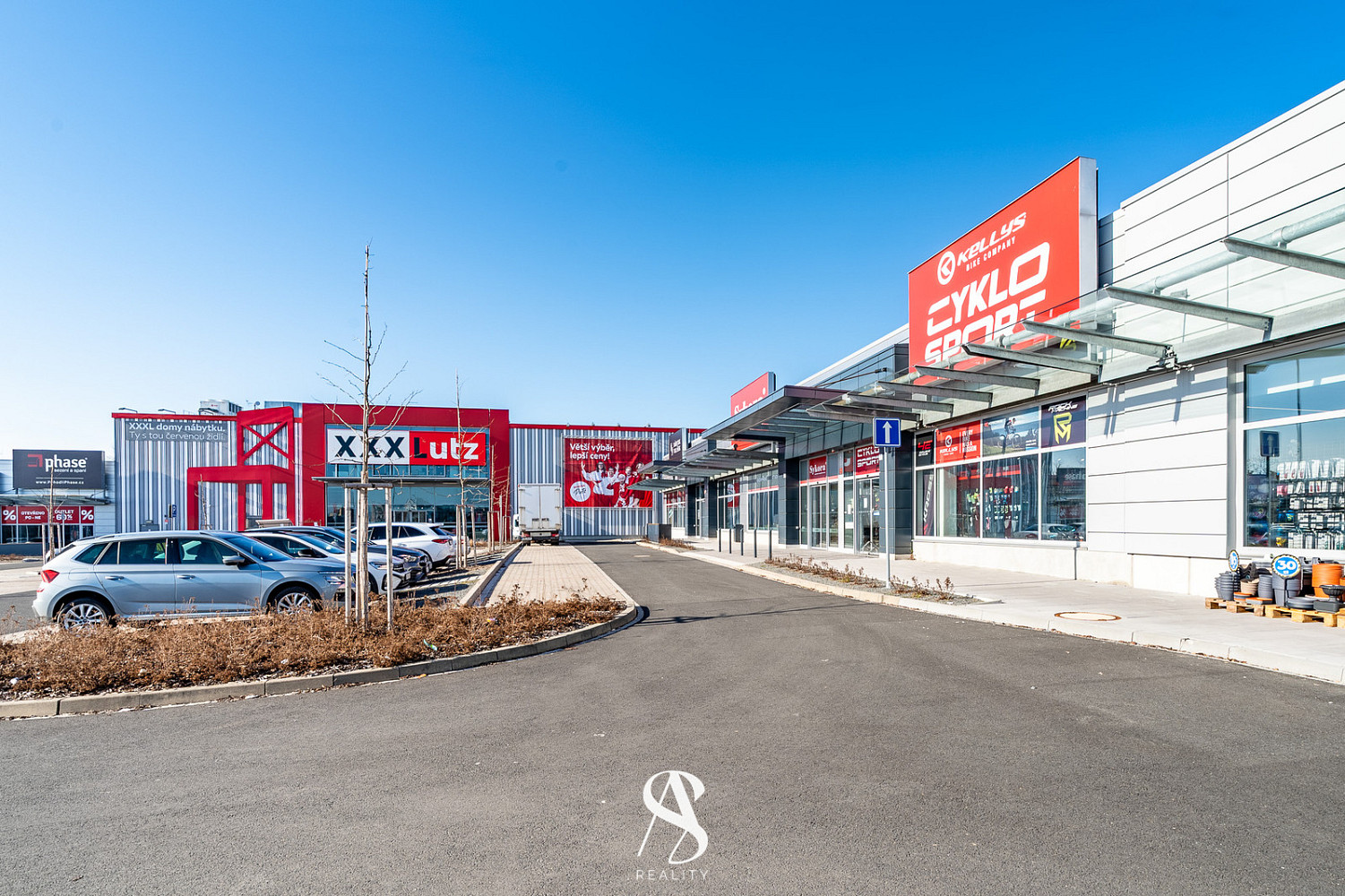 Pronájem obchodních prostor 222 m²