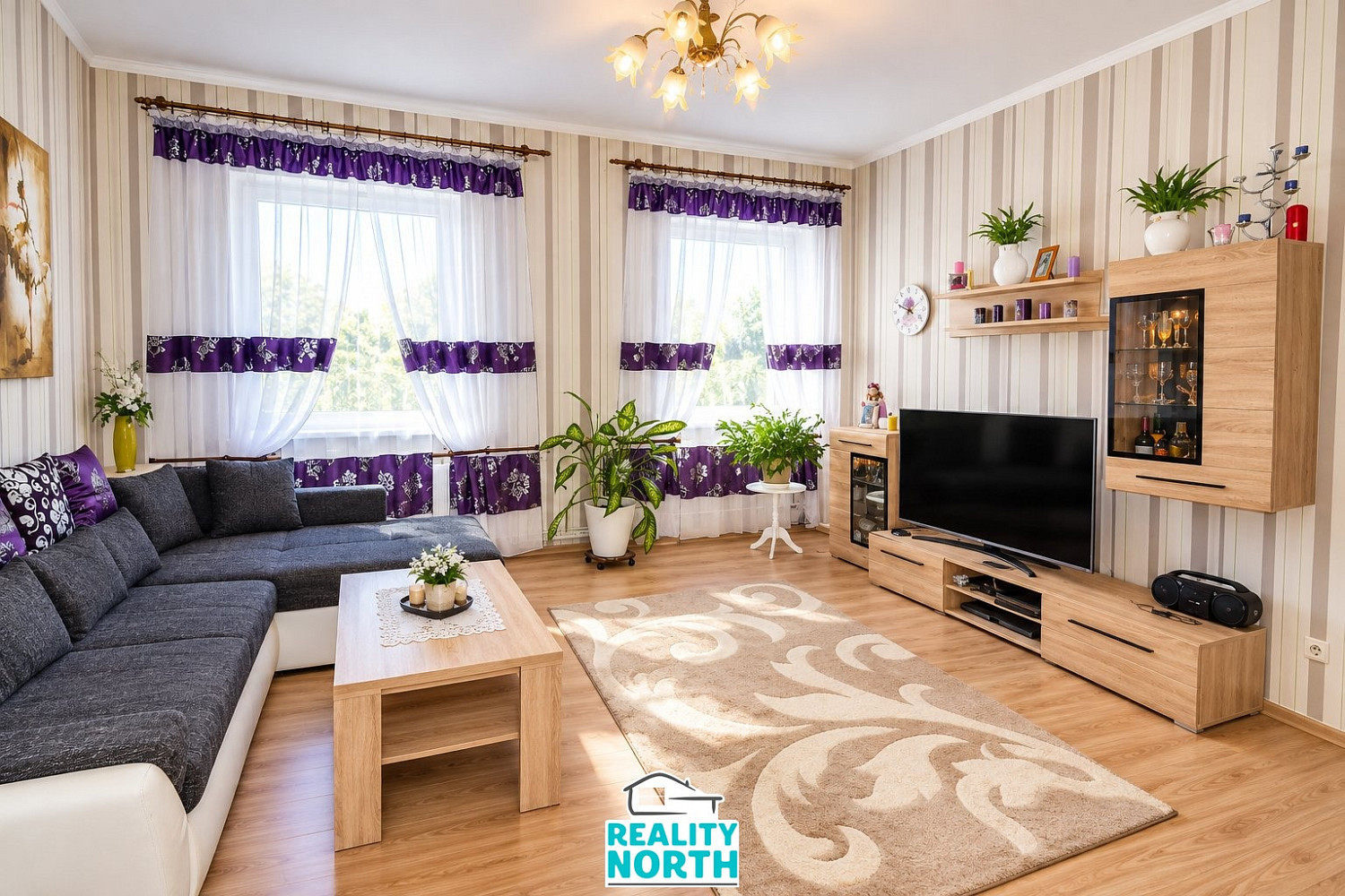 Prodej domu 450 m² s pozemkem 623 m² – fotografie 2