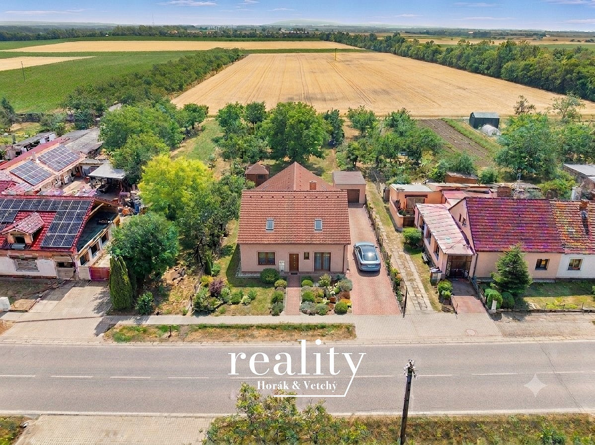 Prodej stavebního pozemku 1 771 m² – fotografie 3