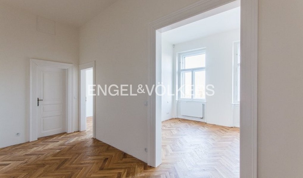 Pronájem bytu 5+1 193 m², Praha – náhled fotky 12
