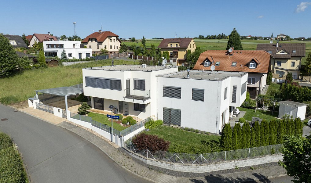Prodej domu 155 m² s pozemkem 447 m², Zlín – náhled fotky 5