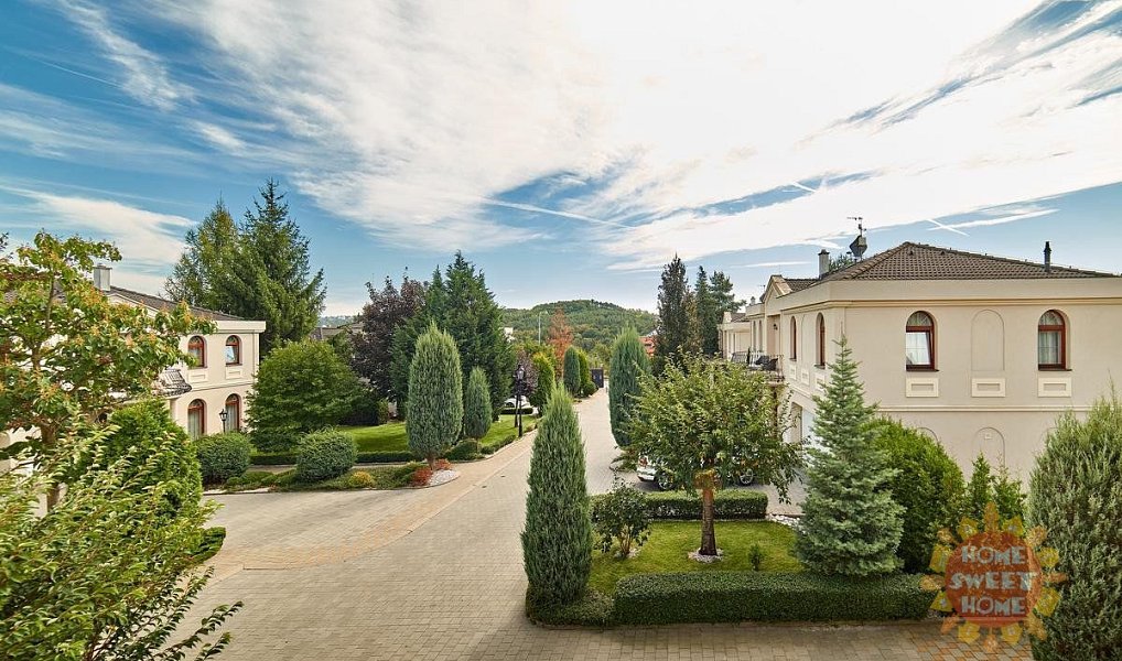 Pronájem domu 243 m² s pozemkem 380 m², Praha – náhled fotky 4