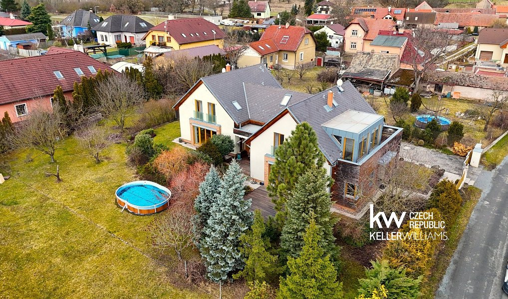 Pronájem domu 180 m² s pozemkem 320 m², Trubín – fotka 1 z 31