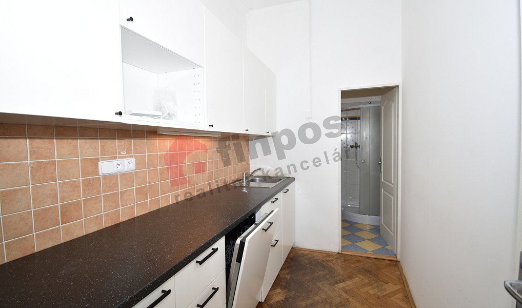 Pronájem kanceláře 136 m², Praha – náhled fotky 10