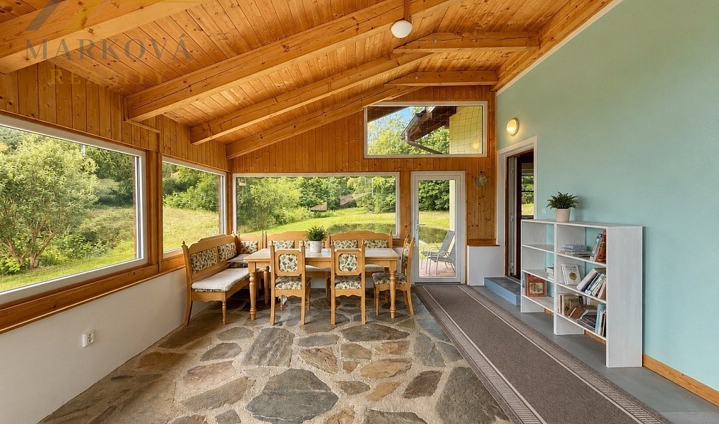 Prodej domu 219 m² s pozemkem 4 179 m², Bujanov – náhled fotky 2