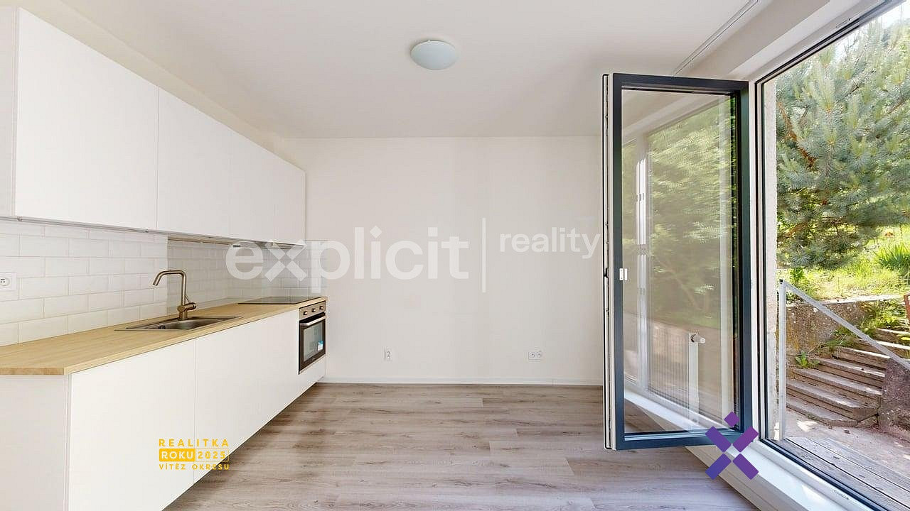 Pronájem bytu 2+kk 45 m² – fotografie 2