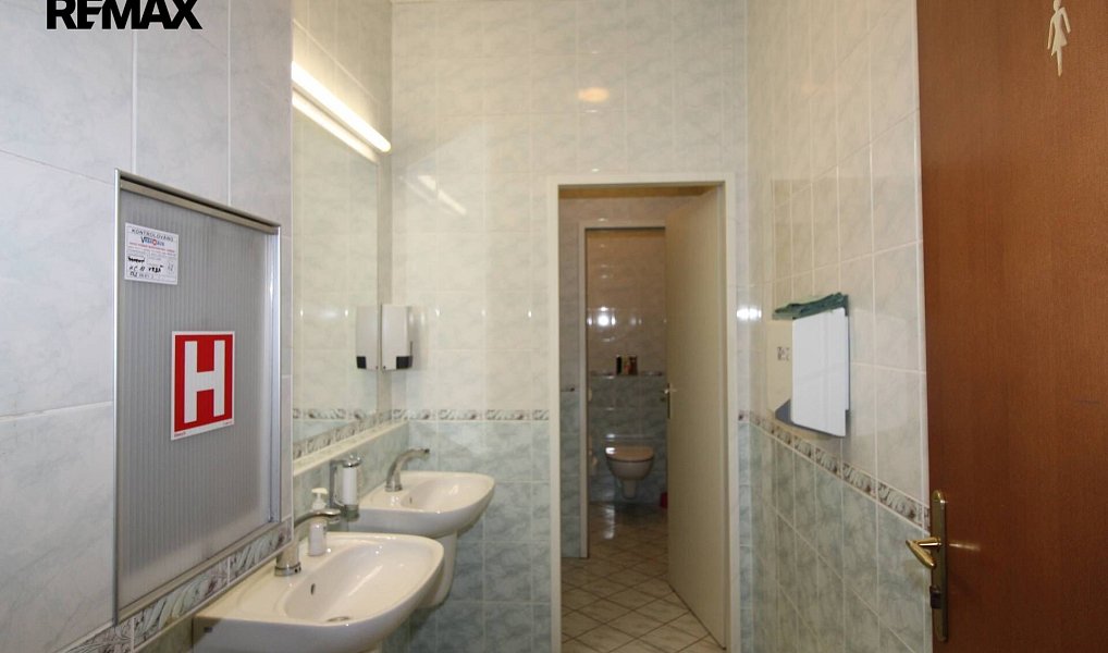 Pronájem kanceláře 42 m², Praha – náhled fotky 6