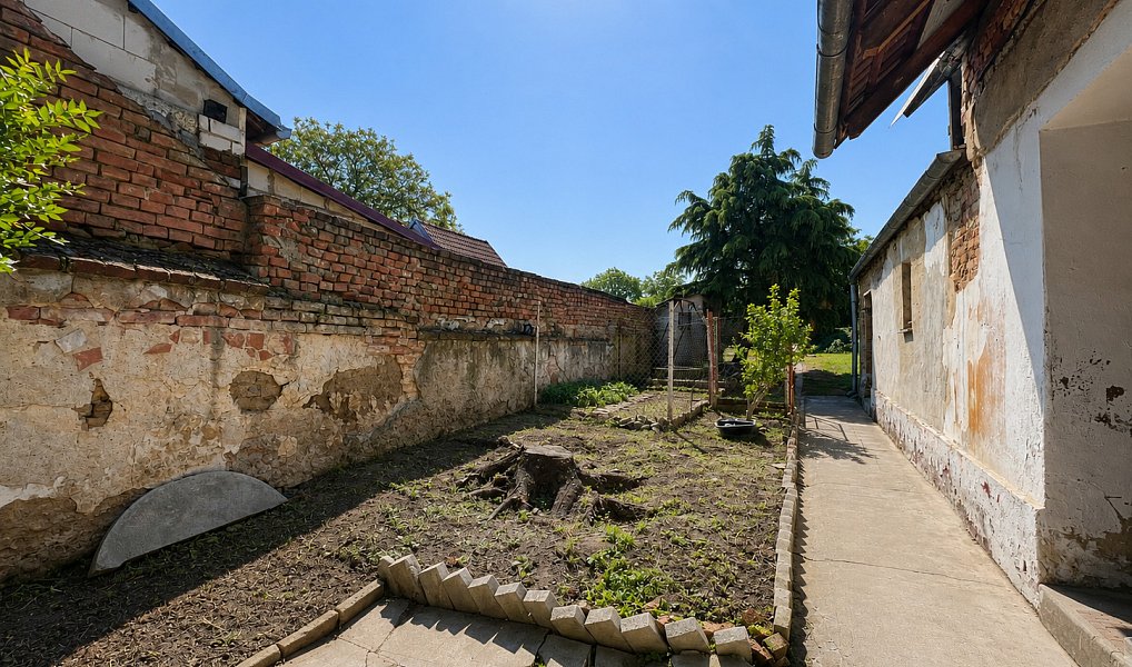 Prodej domu 168 m² s pozemkem 677 m², Strážnice – náhled fotky 20