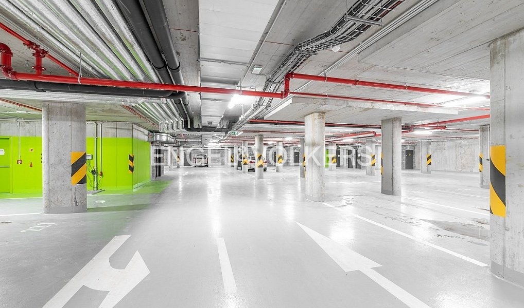 Pronájem garáže, 12 m², Karlín, Praha 8, Praha