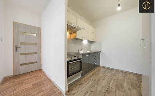 Pronájem bytu 2+kk 42 m², Anglická, Kladno - Kročehlavy