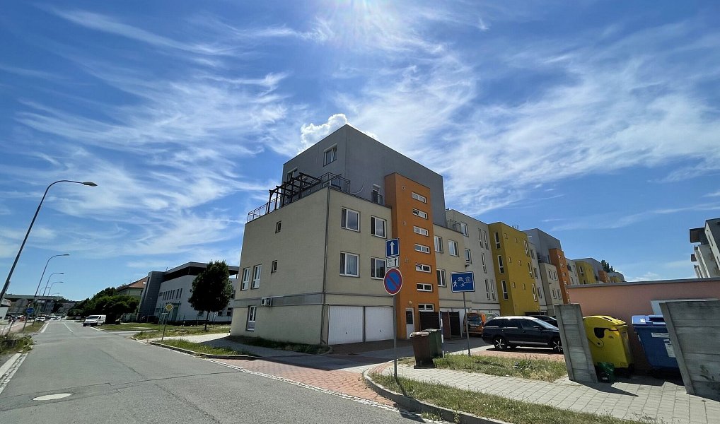 Pronájem bytu 3+kk 95 m², Uherské Hradiště – náhled fotky 27