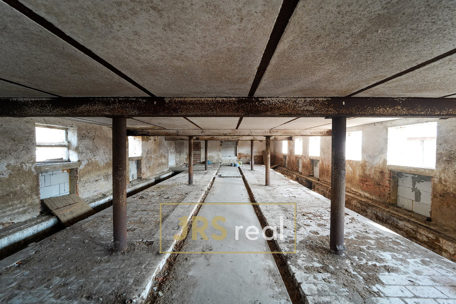 Prodej skladovacích prostor 1 271 m² – fotografie 3