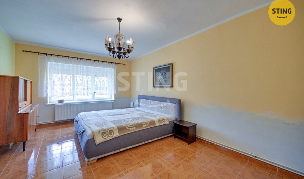 Prodej domu 201 m² s pozemkem 458 m², Janov – náhled fotky 4