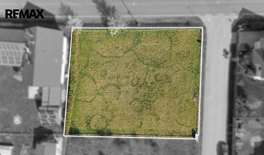 Prodej stavebního pozemku 1 032 m², Tuklaty – náhled fotky 2