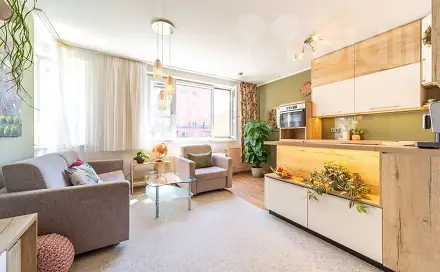 Prodej bytu 2+kk 50 m², Hnězdenská, Praha 8 - Troja