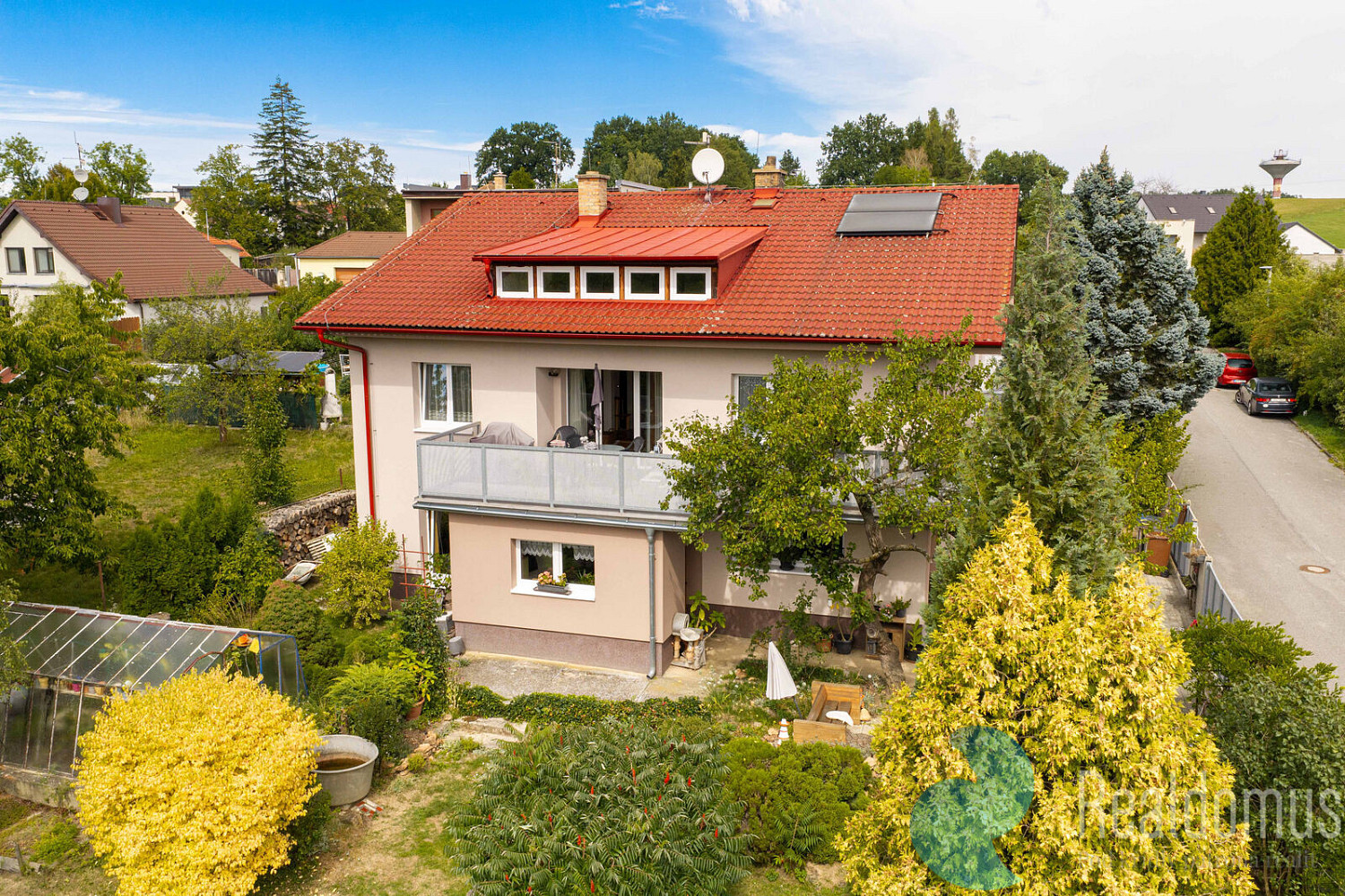 Prodej domu 245 m² s pozemkem 757 m²
