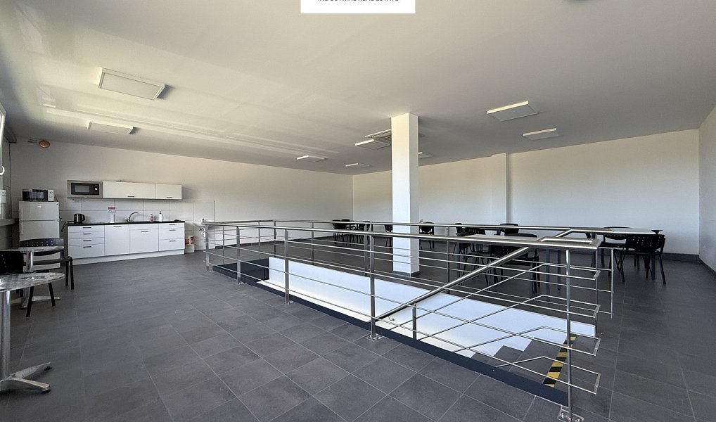Pronájem skladovacích prostor 2 142 m², Týn nad Vltavou – náhled fotky 16