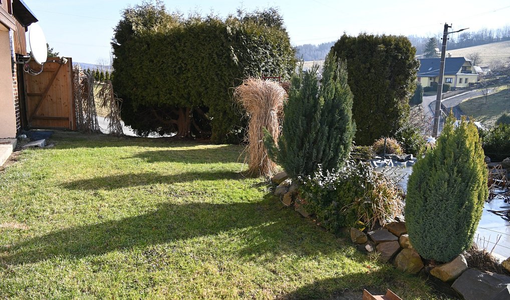 Prodej domu 302 m² s pozemkem 800 m², Oborná – náhled fotky 9