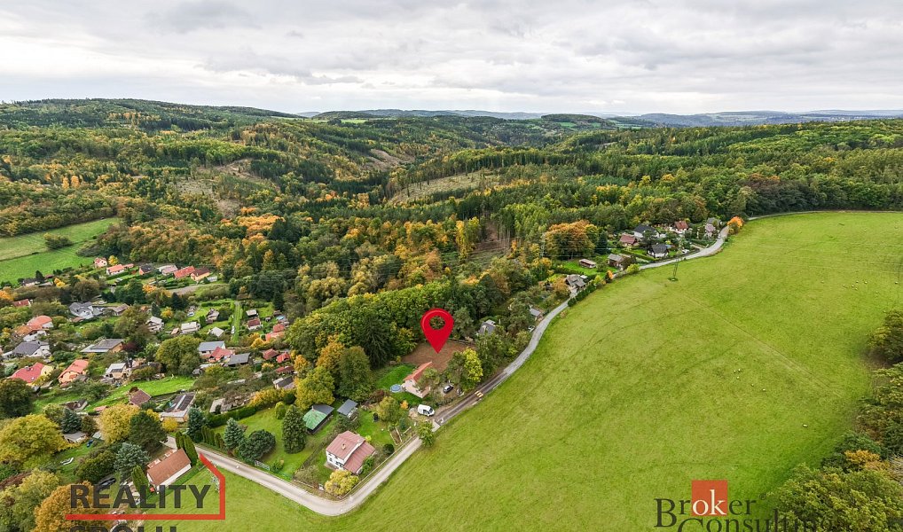 Prodej stavebního pozemku 783 m², Okrouhlo – náhled fotky 3