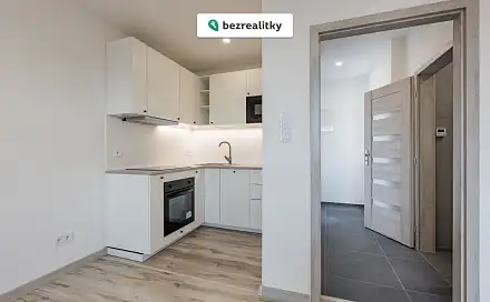 Prodej bytu 1+kk 35 m², Růženy Svobodové, Znojmo