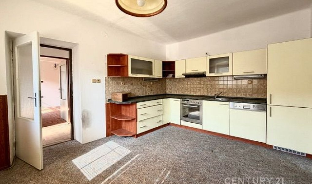 Prodej domu 278 m² s pozemkem 2 626 m², Uhlířská Lhota – náhled fotky 4