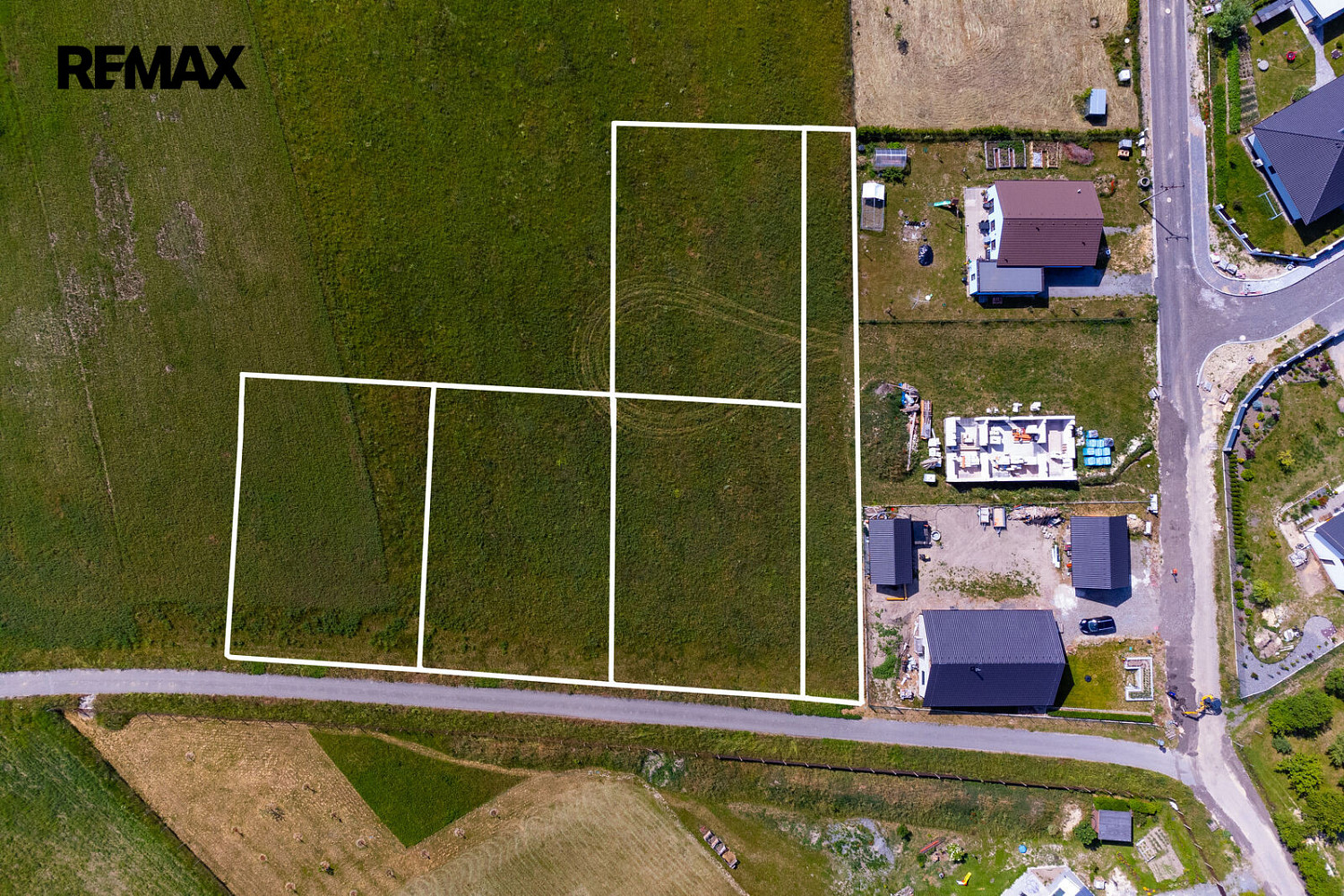 Prodej stavebního pozemku 4 264 m² – fotografie 5