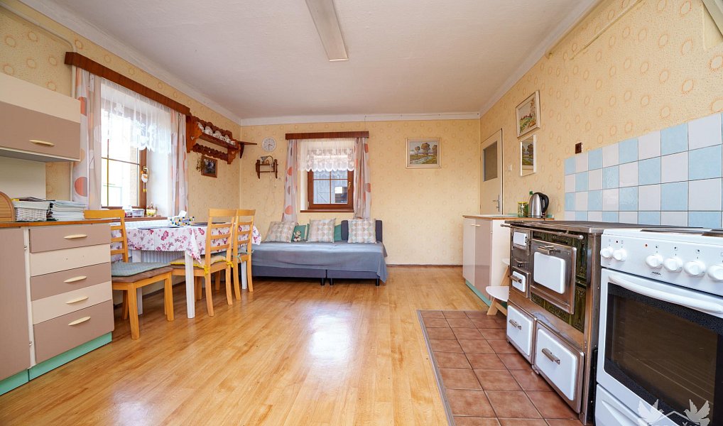 Prodej domu 95 m² s pozemkem 1 544 m², Čestice – náhled fotky 11