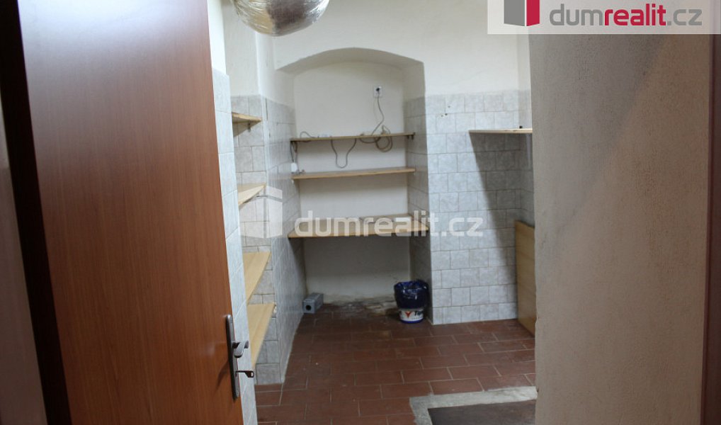 Pronájem obchodních prostor 145 m², Plzeň – náhled fotky 12
